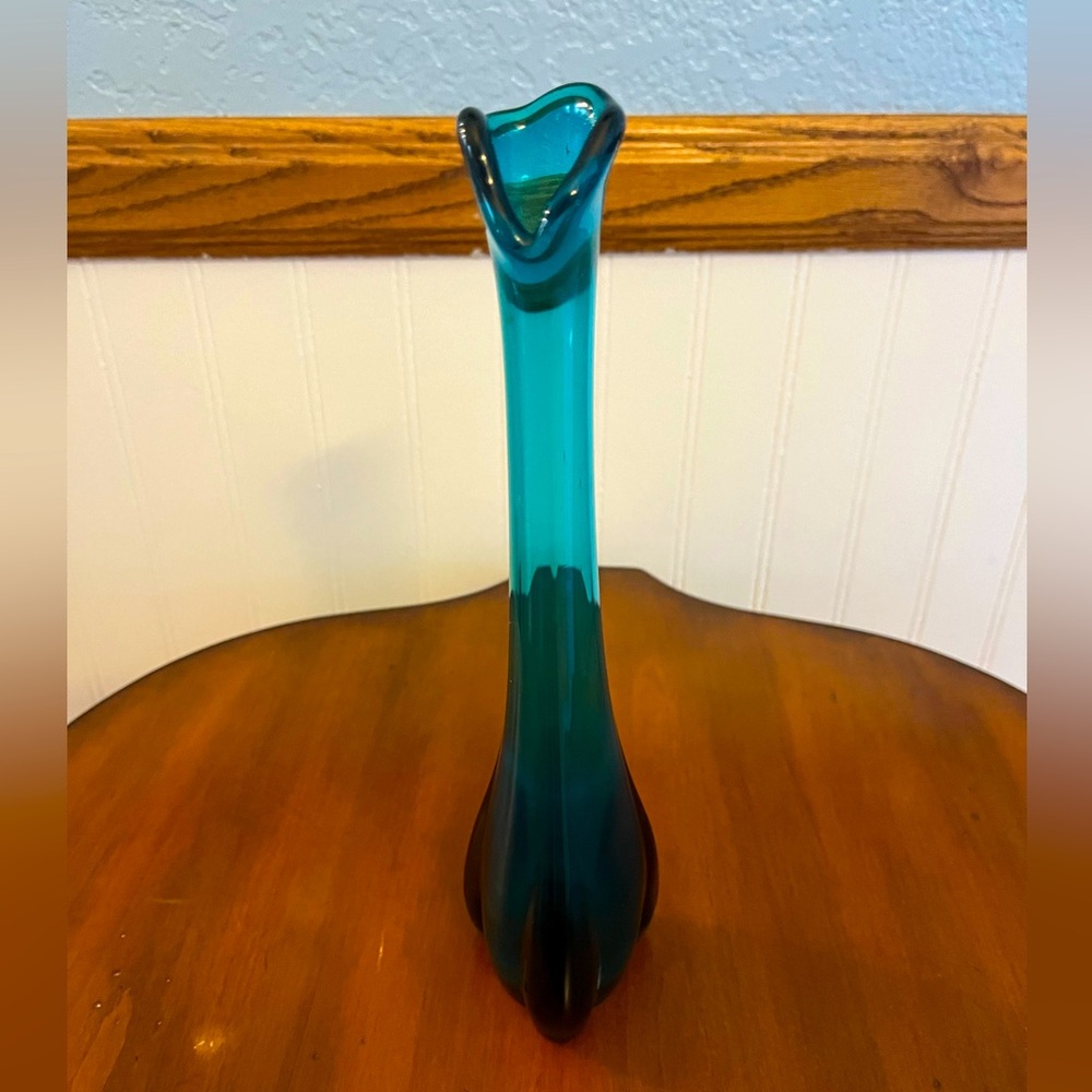 Vintage three foils turquoise swung vase‎ 10”